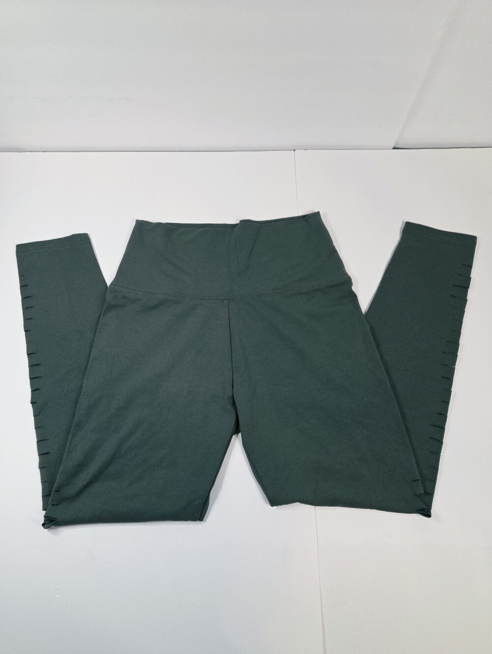 Aerie Chill Play Move Olive Green Side Slit Cutout High Waisted Leggings M